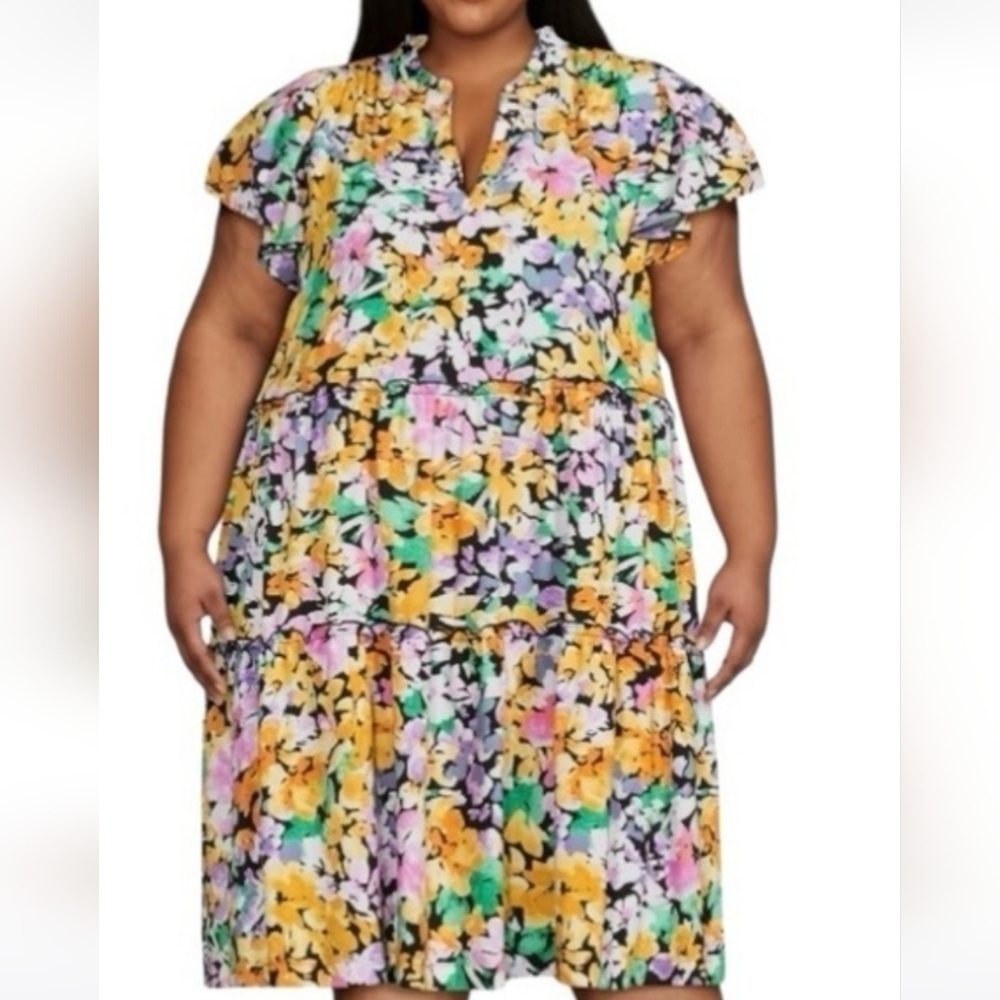 3X$25. TERRA & SKY  FLORAL TIERED DRESS SHORT FLUTTER SLEEVES SIZE 2X